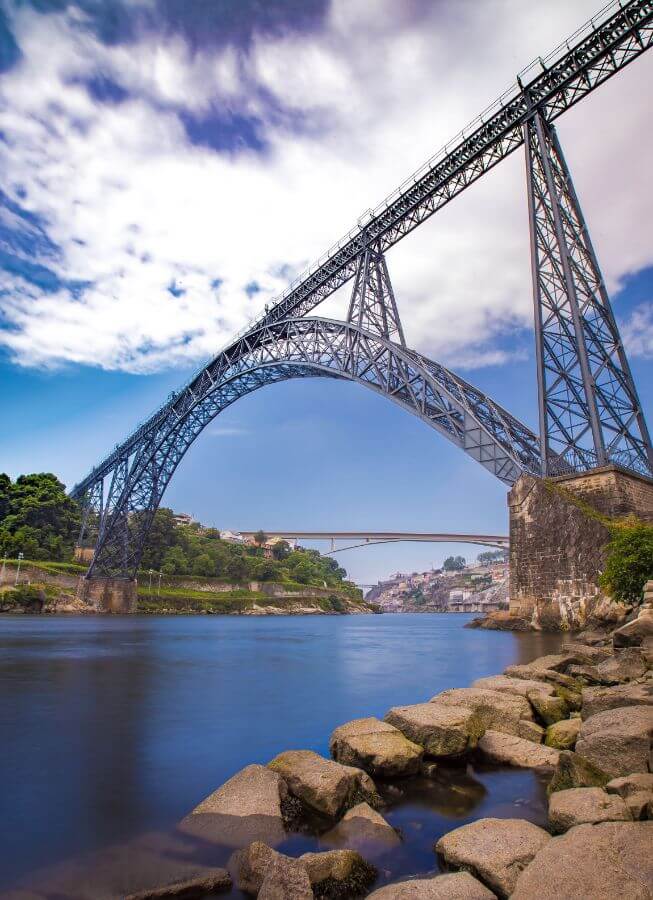 Pont. Découverte du Portugal. JVO Voyages votre agence de voyages en groupe par excellence, organise des excursions.