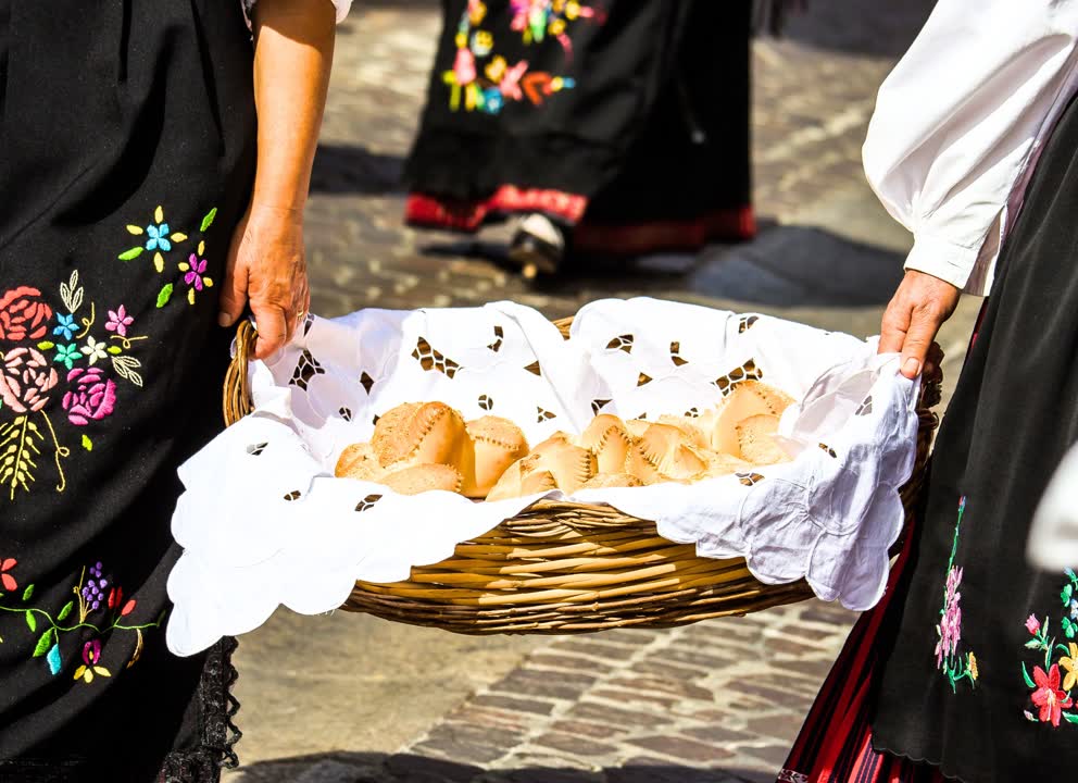 JVO Voyage, votre agence de voyages en groupe par excellence, organise des excursions en Italie. Spécialité de Sardaigne.