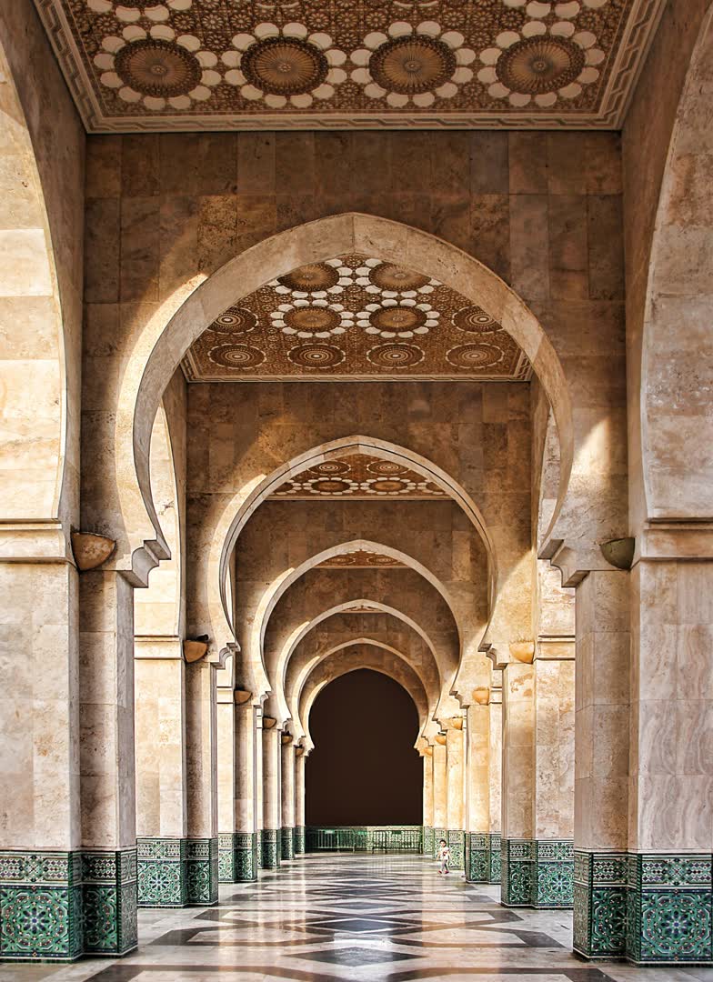 Temple à Marrakech. JVO Voyage, votre agence de voyages en groupe par excellence, organise des excursions au Maroc