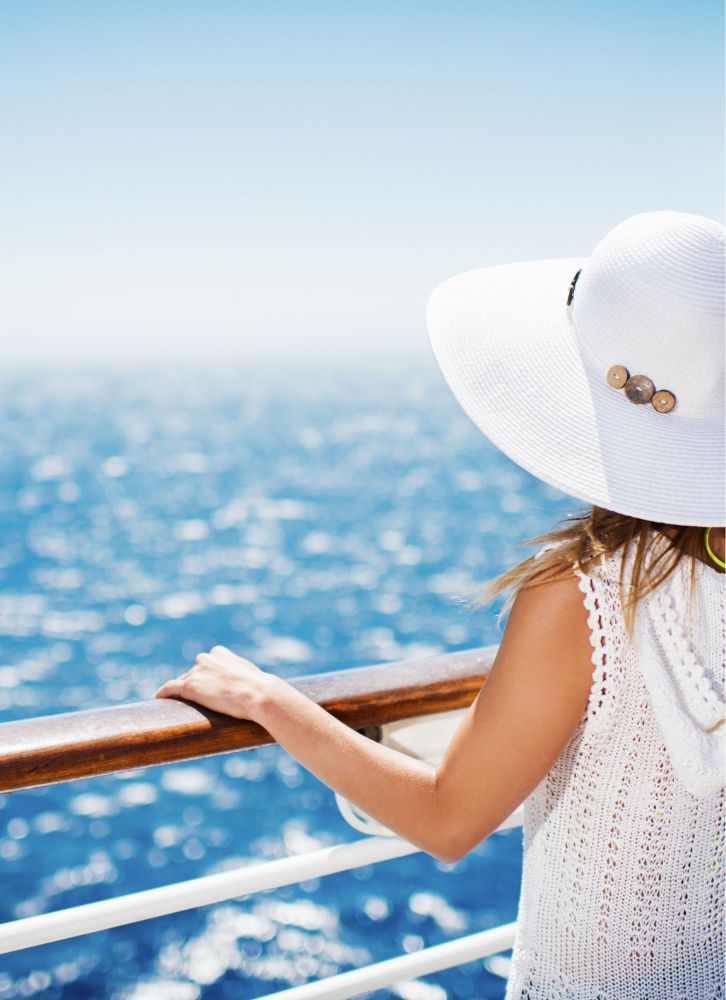 La croisière sur la Méditerranée. JVO Voyages votre agence de voyages en groupe par excellence, organise des excursions.