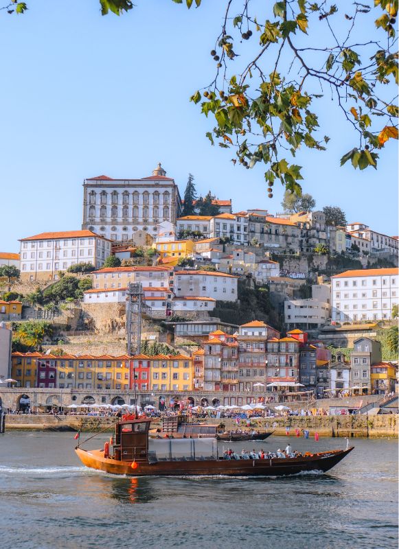 JVO Voyages votre agence de voyages en groupe par excellence, organise des excursions. Villages historiques du Portugal. Coimbra