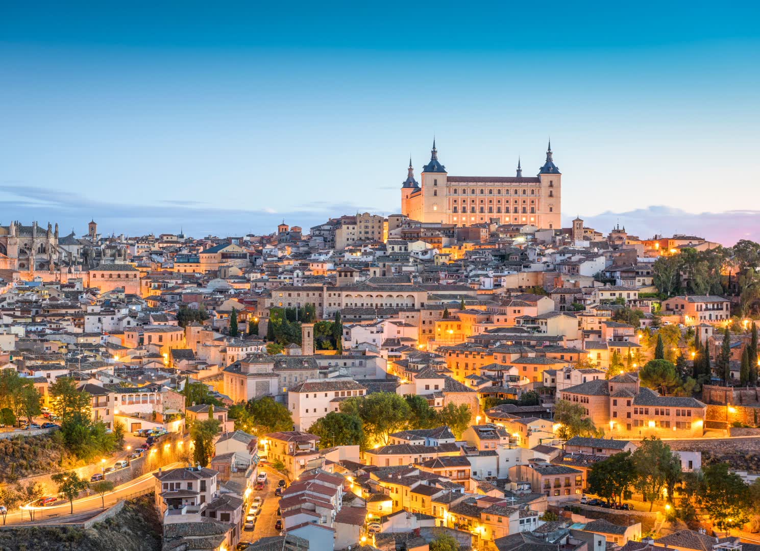 JVO Voyage, votre agence de voyages en groupe par excellence, organise des excursions en Espagne. Vue aérienne de Tolède.