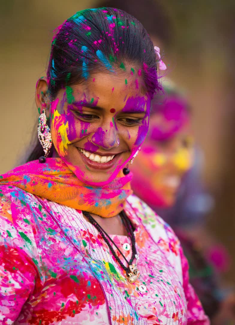 Vêtement traditionnel. JVO Voyage, votre agence de voyages en groupe par excellence, organise des excursions au Rajasthan.