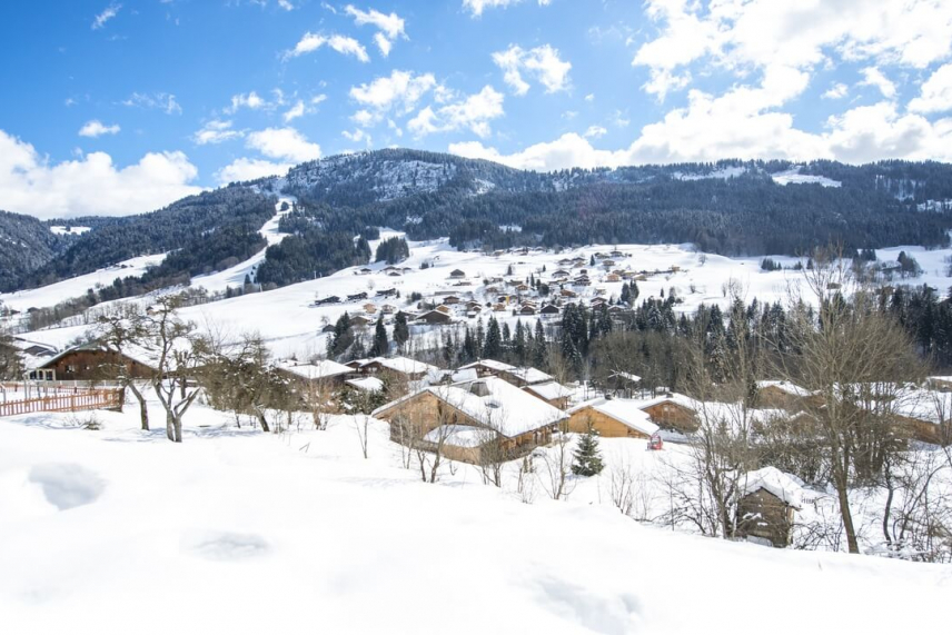 Séjours au ski en Haute-Savoie proposés par JVO Voyage : vue de Praz-sur-Arly