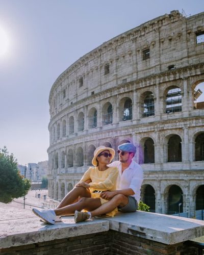 Colisée de Rome. JVO Voyage, votre agence de voyages en groupe par excellence, organise des excursions en Italie.
